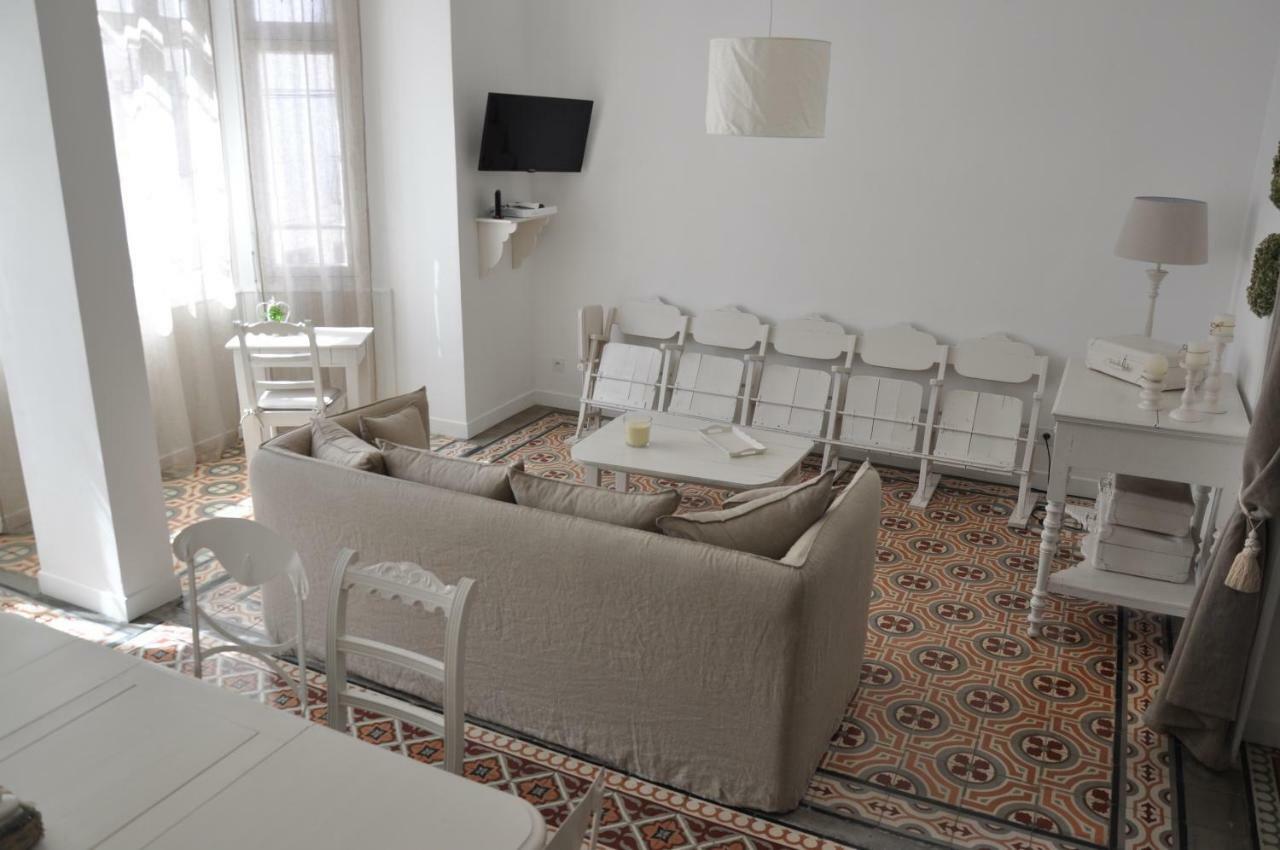 Le 27 Apartment Perpignan Bagian luar foto